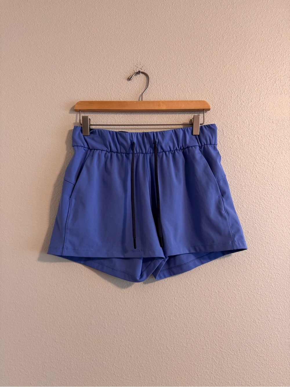 ZYIA Women's Blue Pull-On Shorts